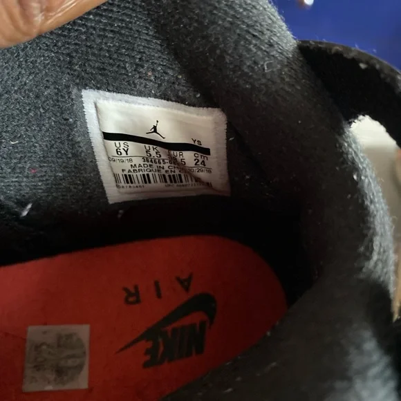 RETRO JORDAN 6 (BIG KIDS) - Picture 3 of 5